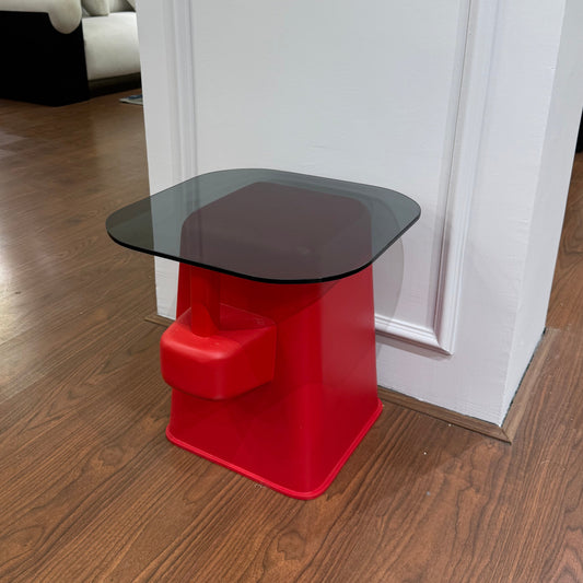 Pop Curve Side Table